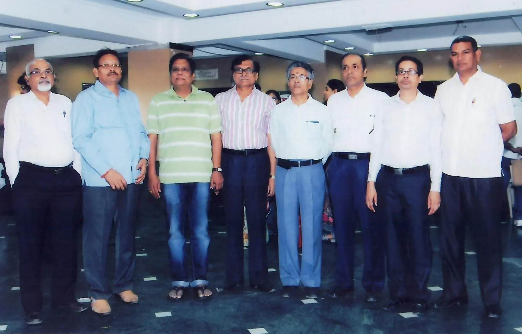 Knee treatment camp 2002 photo 8